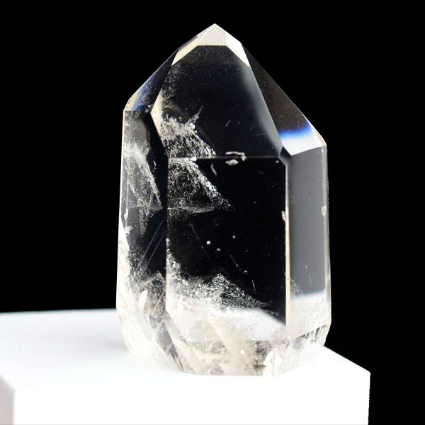 Rakuten - ◆スーパーEXグレード◆天然 水晶 ポイント ◆超透明◆ 約215g◆ブラジル・ミナスジェライス州・ポンペウ産◆ ポリッシュ ポイント 水晶 置物 天然石 パワーストーン 六角柱 ■39ショップ■70