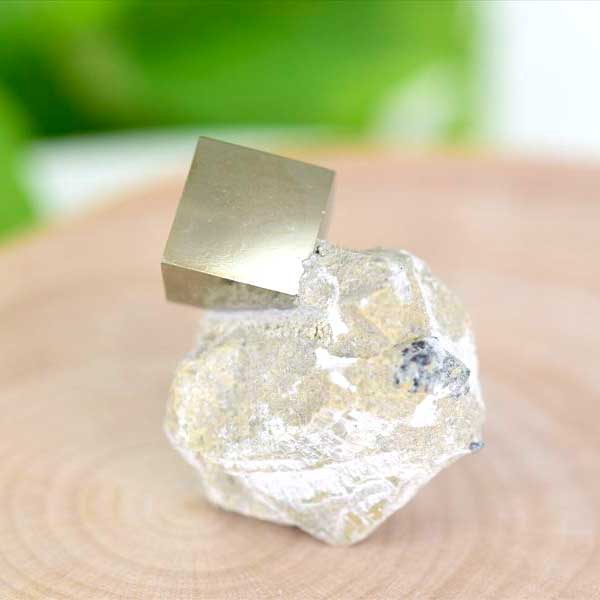 楽天市場】パイライト キューブ 原石の通販