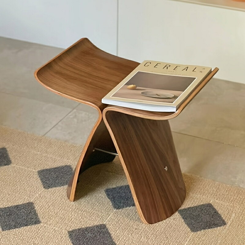 ウッドチェア バタフライスツール リプロダクト スツール 木製スツール デザイナーズナチュラル シンプル モダン 北欧風 おしゃれ家具 玄関 腰掛け 椅子 木製イス 多機能 インテリア雑貨 リビング