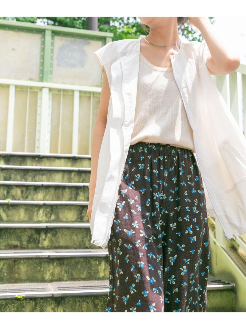 【SALE／57%OFF】バルーンベスト URBAN RESEARCH ITEMS アーバンリサーチアイテムズ トップス ベスト・ジレ ホワイト ブラック【RBA_E】[Rakuten Fashion]