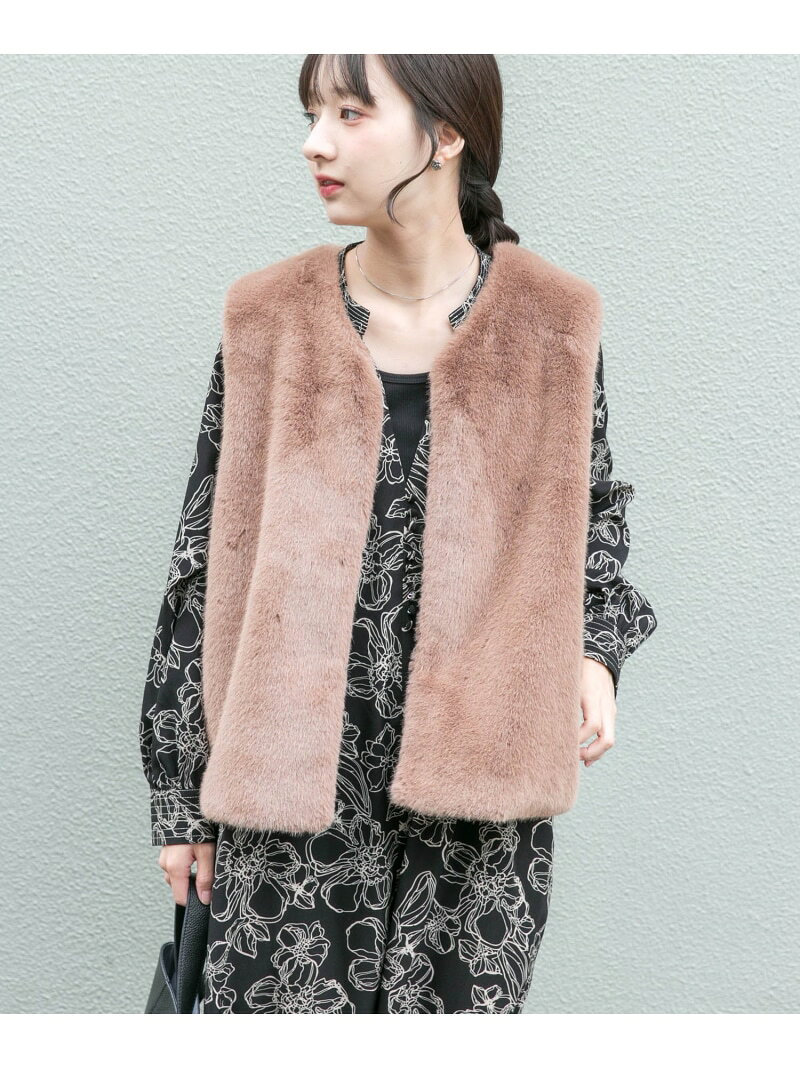 【SALE／10%OFF】ミンクタッチフェイクファージレ URBAN RESEARCH ITEMS アーバンリサーチアイテムズ ジャケット・アウター ダウンジャケット・ダウンベスト ホワイト【RBA_E】【送料無料】[Rakuten Fashion]