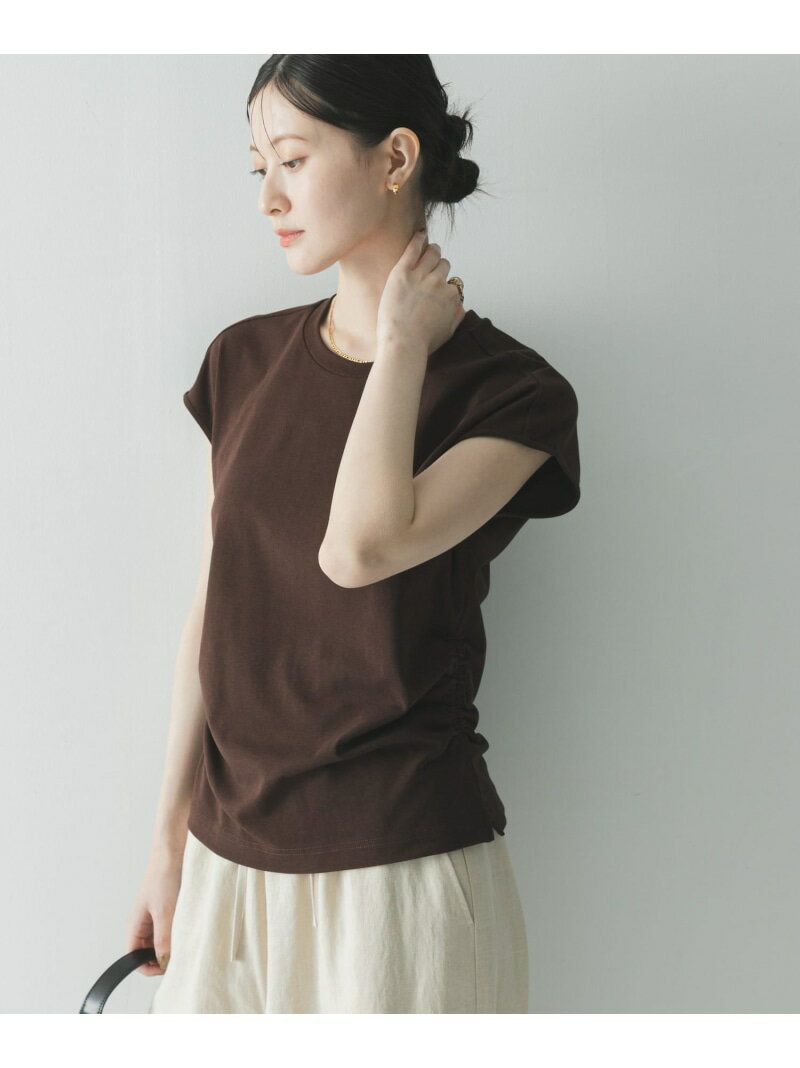 Rakuten - サイドギャザーカットソー URBAN RESEARCH アーバンリサーチ トップス カットソー・Tシャツ ブラック ホワイト ブラウン【送料無料】[Rakuten Fashion]