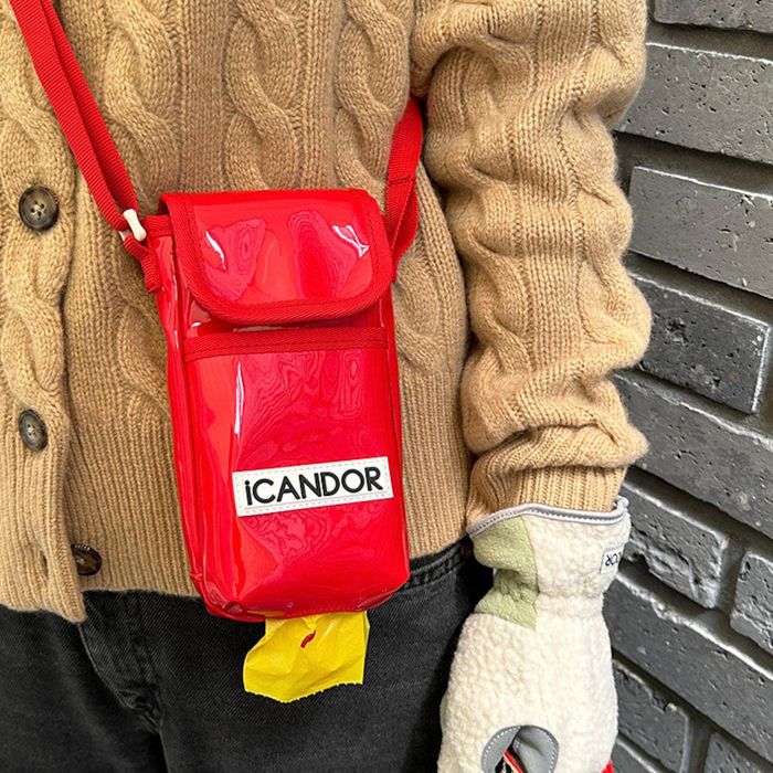 ※予約販売【iCANDOR】CASHEW NUT BAG（Super Red） 韓国 ブランド かわいい おしゃれ プレゼント 小型犬 バッグ 散歩バッグ キャリーバッグ 散歩グッズ NEW 中型犬 お出かけ 便利 犬 中型犬