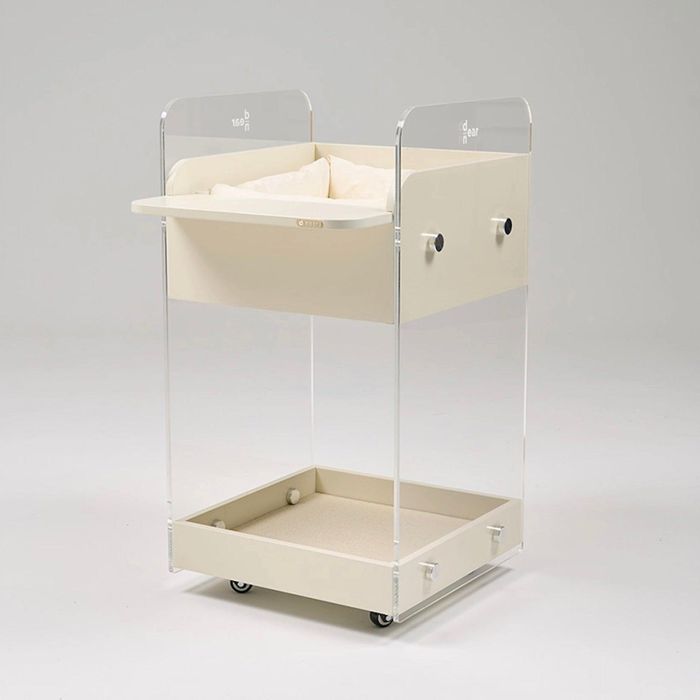 ※予約販売【D.NEAR】Crystal Chair D.NEAR Crystal Chair ダイニングチェア 透明 アクリル ペット専用 韓国 ペット用品 ドッググッズ ペットハウス