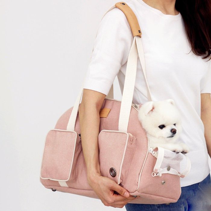 ※予約販売【GET BACK】半月型キャリーバッグ（ピンク） 韓国 ブランド かわいい おしゃれ プレゼント 小型犬 バッグ キャリーバッグ おもちゃ NEW 軽量 クッション 犬 雨 ペット用品