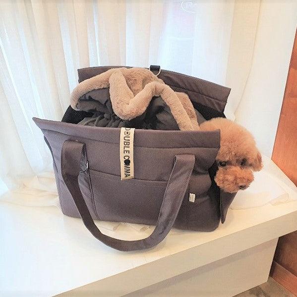 ※予約販売【DOUBLE COMMA】COMTWO BAG（ダークグレー） 犬 ブランド キャリーバッグ 可愛い お散歩バッグ ショルダー 犬用 巾着 おしゃれ 電車 キャリー ドッグキャリーバッグ 韓国 旅行 ドッグバッグ 軽い 小型犬 中型犬 犬用バッグ 犬バッグ 猫用バッグ 新幹線