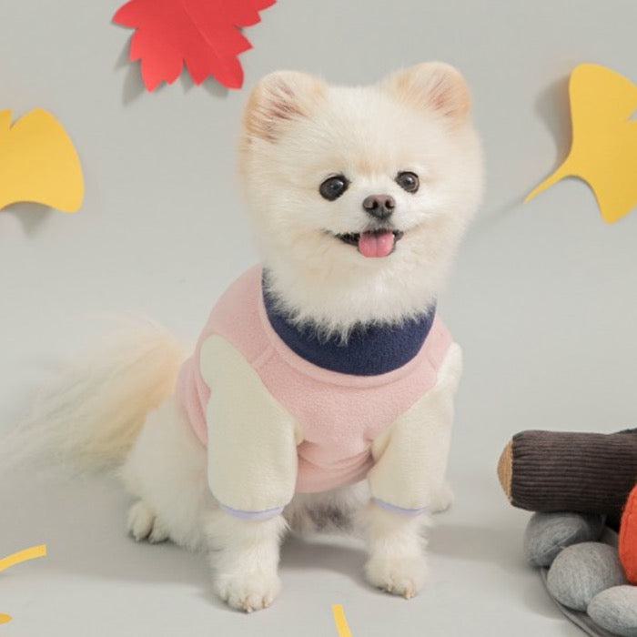 ※予約販売【BITE ME】Camping club fleece（Marshmallow） 犬服 ドッグウェア 犬の服 防寒 冬 冬服 犬用品 ドッググッズ 韓国 小型犬