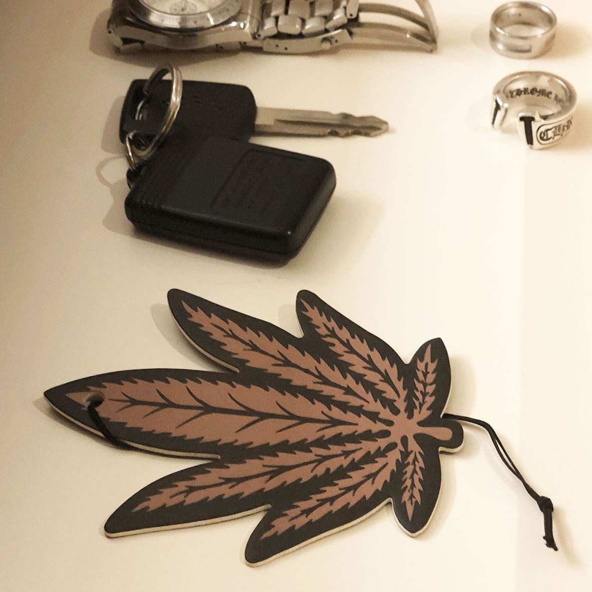 楽天市場 Hemp ヘンプ 1p 吊り下げ エアーフレッシュナー カーフレグランス ホワイトムスク White Musk Nax 51 Airfreshener 芳香剤 リビング 車内 お部屋 トイレ オフィス メンズ レディース 車用品 カー用品 カーアクセサリー 楽天 おしゃれ アーベン 普段使い 実用 楽天市場 Hemp ヘンプ 1p 吊り下げ エアーフレッシュナー カーフレグランス ホワイトムスク White Musk Nax 51 Airfreshener 芳香剤 リビング 車内 お部屋 トイレ オフィス メンズ レディース 車用品 カー用品 カーアクセサリー 楽天 おしゃれ アーベン 普段使い 実用