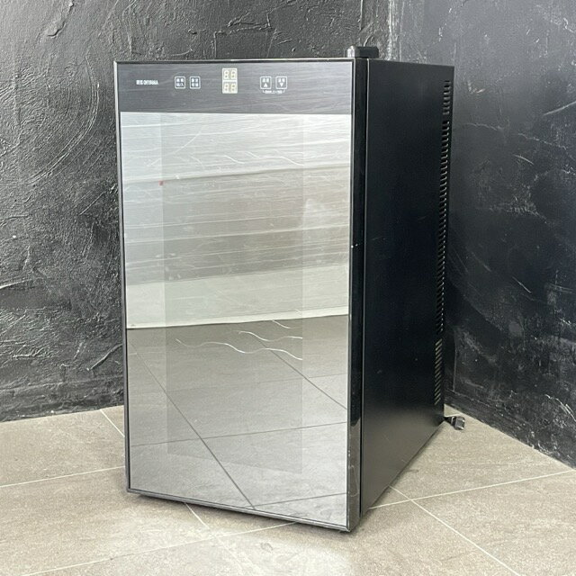 樂天商城 - ★お買い物マラソン期間中限定 ポイント10倍★アイリスオーヤマ ワインセラー 【中古】動作保証 IRISOHYAMA IWC-P182A-B 50L 右開き ブラック 18本収納 タッチパネル ペルチェ敷 /516812