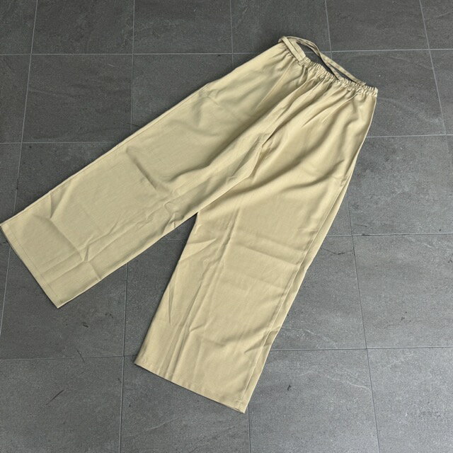 樂天商城 - ★お買い物マラソン期間中限定 ポイント10倍★送料無料 新品タグ付き URBAN GRACE アーバングレイス レディース ストレート パンツ ベージュ ワイド Lサイズ / 515719 在★6