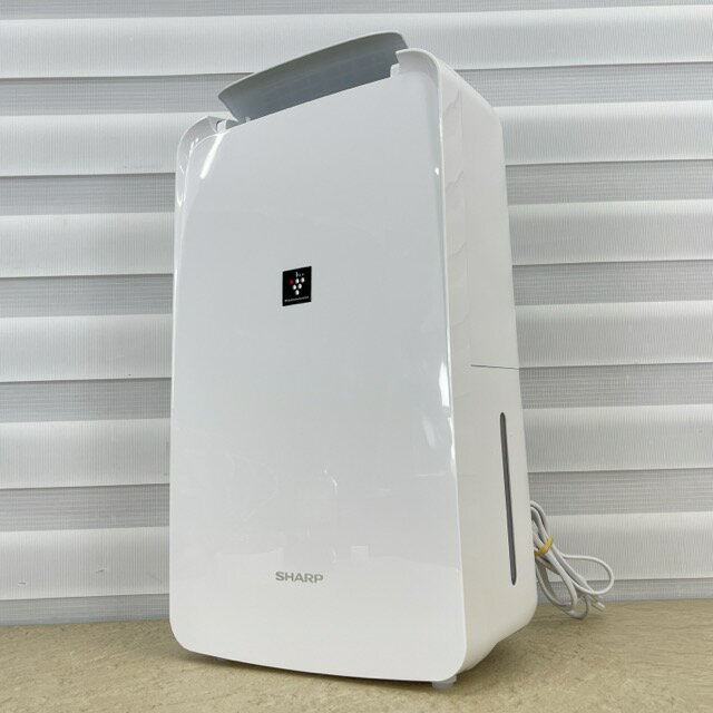 ★30日 24時間限定 ポイント10倍★美品 除湿機 【中古】 動作保証 SHARP CV-S71-W 2025年製 プラズマクラスター 衣類乾燥除湿機 ホワイト 031069 / 23623