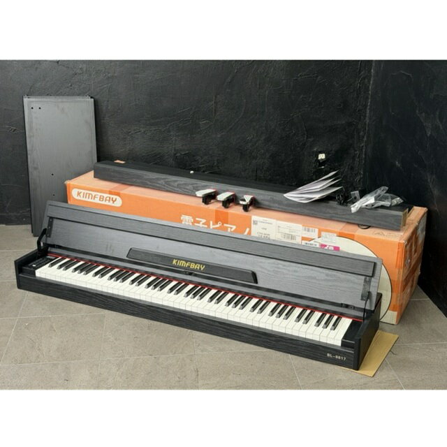 ★SS期間中限定 ポイント10倍★美品 電子ピアノ 【中古】動作保証 KIBFBAY BL-8817 デジタルピアノ ブラック 88鍵盤 ハンマーアクション鍵盤 ペダル付き 木製 / 70125