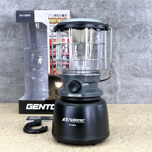 未使用品 GENTOS LEDランタン EX-1300D 最大1300ルーメン Explorerシリーズ 単1×4本モデル ダイヤル調整可 / 517427 在★10 商品詳細 サイズ 約 // cm 全長23cm ※素人寸法です。若干の誤差はご了承下さい。 こちら在庫がある物となります。画像とは製造番号、箱の状態等多少状態が異なる場合もございます。予めご了承頂ける方のみのご購入をお願い致します。 商品は写真にあるもので全てです。 必ず写真で確認お願い致します。他にもたくさん出品しています。 状態 状態ランク SS　未使用品 状態ランク表 SSS　新品未開封 SS　未使用品 S　展示品 A　使用感が全くなく綺麗 B　目立ったキズや汚れ無し C　少しキズ、汚れがある D　キズや汚れがある E　目立ったキズ、汚れがある F　目立ったキズ、汚れが多くある G　破損個所がある H　破損個所が多くある 状態チェック担当者のコメント箱には黒ずみや小傷スレ、シール痕があります。 動作 動作ランク S　新品未開封 未使用 動作ランク表 S　新品未開封 未使用 A　動作問題なし B　一部分のみ未チェック C　多少難有り D　通電のみ確認 E　難有り F　未チェック G　ジャンク品 動作チェック担当者のコメント 商品到着後8日間の動作保証を致します。 支払詳細 ページ下部にてご確認ください。 発送詳細 佐川急便80サイズにて埼玉県より発送いたします。送料はこちらを御覧下さい。送料無料の商品はご参考までにご覧下さい。※離島、沖縄は発送しておりません。予めご了承下さい。 注意事項 ※タイトルの末尾は管理番号となります。※ジャンク品の商品は、故障や破損、欠品、動作未確認、 正常な動作のお約束ができない等、様々な理由にてジャンク品として販売をさせて頂いております。その為、商品の返品・返金・交換等の 対応は出来ません。修理、パーツ取りなどを想定しお買い求め下さい。 ※保証について動作保証と記載のある商品については、商品に不具合が生じた場合、商品到着後8日以内は返品、返金をお受けいたします。取付や工事が必要なものに関しましては、それに必要な費用は当方では負担致しません。 取付費、工事費は保証対象外となります。当方で販売いたしました商品が明確な原因で重大な事故へと発展いたしました場合にも、商品代金の2倍以上の責任は負いかねます。商品を利用される際には、必ず状態をご確認ください。 ※評価について恐れ入りますが当方から評価はしておりません。評価が必要な場合、受取連絡の際に取引ナビでご連絡下さい。よろしくお願い致します。 誠に勝手ながら各週日曜日が定休日となります。そのためご連絡、発送、手渡し対応等行っておりません。予めご了承の上ご落札をお願い致します。 同梱ご希望の場合は必ずお支払い前にご連絡をお願い致します。※ 新品及び未使用品は商品到着後8日間の動作を保証いたします。
