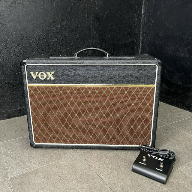 ★お買い物マラソン期間中限定 ポイント10倍★VOX AC15 ギターアンプ 【中古】動作保証 ヴォックス フットスイッチ付属 ブラック 楽器機材/518433