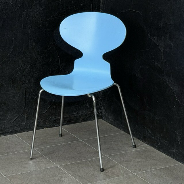 樂天商城 - ★お買い物マラソン期間中限定 ポイント10倍★アントチェア【中古】Fritz Hansen フリッツハンセン アルネ・ヤコブセン アリンコチェア ライトブルー系 北欧 デンマーク 1999/516837