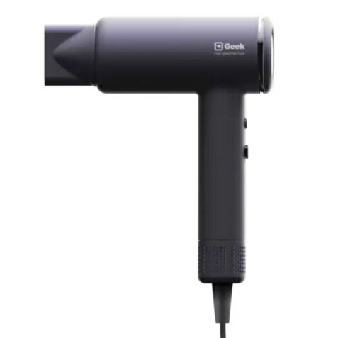 GEEK 大風量BLDCモーター搭載 ヘアドライヤー GEK1001 ネイビー 【中古】動作保証 美容家電 /900955 商品詳細 年式: 2025 年製 付属品: 保証書以外揃っています。最初の画像はイメージ画像となります。 商品は写真にあるもので全てです。 必ず写真で確認お願い致します。他にもたくさん出品しています。 状態 状態ランク B　目立ったキズや汚れ無し 状態ランク表 SSS　新品未開封 SS　未使用品 S　展示品 A　使用感が全くなく綺麗 B　目立ったキズや汚れ無し C　少しキズ、汚れがある D　キズや汚れがある E　目立ったキズ、汚れがある F　目立ったキズ、汚れが多くある G　破損個所がある H　破損個所が多くある 状態チェック担当者のコメント箱には黒ずみや小傷スレ、シール痕があります。多少のスレ傷汚れはありますが目立ったものはなく綺麗です。 本体にフィルムが貼られていてフィルムにはスレ傷があります、本体まで傷があるかはわかりません。 動作 動作ランク A　動作問題なし 動作ランク表 S　新品未開封 未使用 A　動作問題なし B　一部分のみ未チェック C　多少難有り D　通電のみ確認 E　難有り F　未チェック G　ジャンク品 動作チェック担当者のコメント 動作確認済みです。商品到着後8日間の動作を保証いたします。 支払詳細 ページ下部にてご確認ください。 発送詳細 佐川急便60サイズにて埼玉県より発送いたします。送料はこちらを御覧下さい。送料無料の商品はご参考までにご覧下さい。※離島、沖縄は発送しておりません。予めご了承下さい。 注意事項 ※タイトルの末尾は管理番号となります。※ジャンク品の商品は、故障や破損、欠品、動作未確認、 正常な動作のお約束ができない等、様々な理由にてジャンク品として販売をさせて頂いております。その為、商品の返品・返金・交換等の 対応は出来ません。修理、パーツ取りなどを想定しお買い求め下さい。 ※保証について動作保証と記載のある商品については、商品に不具合が生じた場合、商品到着後8日以内は返品、返金をお受けいたします。取付や工事が必要なものに関しましては、それに必要な費用は当方では負担致しません。 取付費、工事費は保証対象外となります。当方で販売いたしました商品が明確な原因で重大な事故へと発展いたしました場合にも、商品代金の2倍以上の責任は負いかねます。商品を利用される際には、必ず状態をご確認ください。 ※評価について恐れ入りますが当方から評価はしておりません。評価が必要な場合、受取連絡の際に取引ナビでご連絡下さい。よろしくお願い致します。 誠に勝手ながら各週日曜日が定休日となります。そのためご連絡、発送、手渡し対応等行っておりません。予めご了承の上ご落札をお願い致します。 同梱ご希望の場合は必ずお支払い前にご連絡をお願い致します。※ 新品及び未使用品は商品到着後8日間の動作を保証いたします。