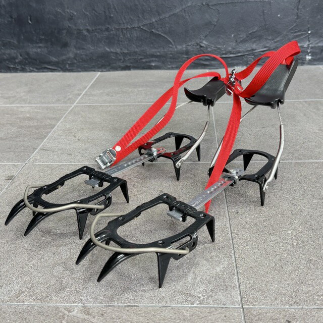乐天商城 - 美品 10本爪 アイゼン 【中古】T.KAJITA Mサイズ XB-10 カジタックス クランポン 登山 雪山 冬季 トレッキング アウトドア / 516575