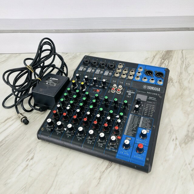 商品詳細 製造番号: 0113 付属品: アダプター サイズ(幅/奥行き/高さ): 約 24.5/29/7 cm ※素人寸法です。若干の誤差はご了承下さい。 商品は写真にあるもので全てです。 必ず写真で確認お願い致します。他にもたくさん出品しています。 状態 状態ランク D　キズや汚れがある 状態ランク表 SSS　新品未開封 SS　未使用品 S　展示品 A　使用感が全くなく綺麗 B　目立ったキズや汚れ無し C　少しキズ、汚れがある D　キズや汚れがある E　目立ったキズ、汚れがある F　目立ったキズ、汚れが多くある G　破損個所がある H　破損個所が多くある 状態チェック担当者のコメント使用に伴うスレ傷があります。 拭いても残る汚れがあります。 動作 動作ランク A　動作問題なし 動作ランク表 S　新品未開封 未使用 A　動作問題なし B　一部分のみ未チェック C　多少難有り D　通電のみ確認 E　難有り F　未チェック G　ジャンク品 動作チェック担当者のコメント 動作確認済みです。商品到着後8日間の動作を保証いたします。 支払詳細 ページ下部にてご確認ください。 発送詳細 佐川急便100サイズにて埼玉県より発送いたします。送料はこちらを御覧下さい。送料無料の商品はご参考までにご覧下さい。※離島、沖縄は発送しておりません。予めご了承下さい。 注意事項 ※タイトルの末尾は管理番号となります。※ジャンク品の商品は、故障や破損、欠品、動作未確認、 正常な動作のお約束ができない等、様々な理由にてジャンク品として販売をさせて頂いております。その為、商品の返品・返金・交換等の 対応は出来ません。修理、パーツ取りなどを想定しお買い求め下さい。 ※保証について動作保証と記載のある商品については、商品に不具合が生じた場合、商品到着後8日以内は返品、返金をお受けいたします。取付や工事が必要なものに関しましては、それに必要な費用は当方では負担致しません。 取付費、工事費は保証対象外となります。当方で販売いたしました商品が明確な原因で重大な事故へと発展いたしました場合にも、商品代金の2倍以上の責任は負いかねます。商品を利用される際には、必ず状態をご確認ください。 ※評価について恐れ入りますが当方から評価はしておりません。評価が必要な場合、受取連絡の際に取引ナビでご連絡下さい。よろしくお願い致します。 誠に勝手ながら各週日曜日が定休日となります。そのためご連絡、発送、手渡し対応等行っておりません。予めご了承の上ご落札をお願い致します。 同梱ご希望の場合は必ずお支払い前にご連絡をお願い致します。※ 新品及び未使用品は商品到着後8日間の動作を保証いたします。
