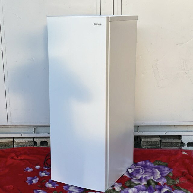 送料無料 アイリスオーヤマ ノンフロン冷凍庫 【中古】KUSN-14B-W 2023年製 142L 1ドア 右開き ホワイト 凹みあり 092016 c/21478