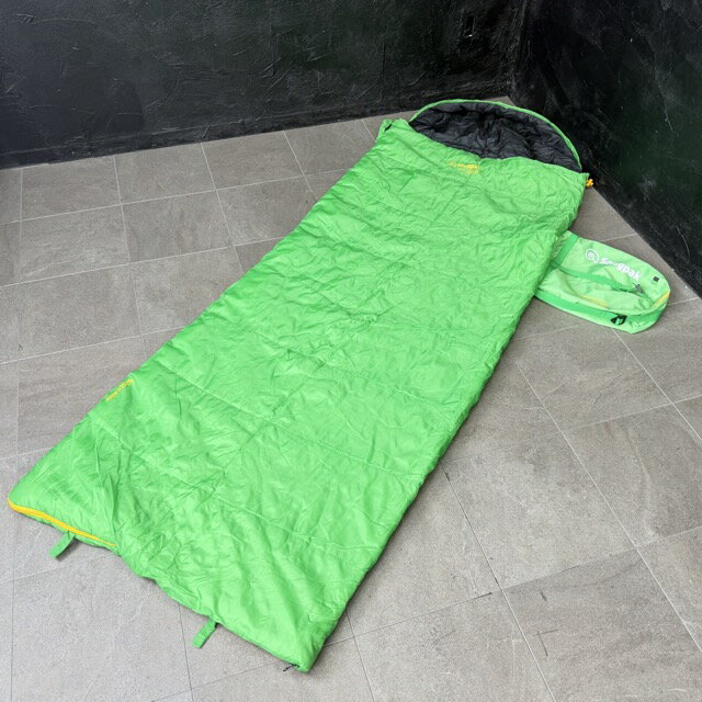★7月4日スタート！お買い物マラソン期間中限定 ポイント10倍★美品 Snugpak Nautilus SQ Basecamp RZ EMERALDGREEN 寝袋 グリーン シュラフ キャンプ アウトドア スナグパック /517383