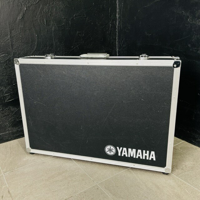 ヤマハ ハードケース 【中古】 ミキサー用? 機材ケース 黒　鍵欠品 YAMAHA 約 71.5/1 ...