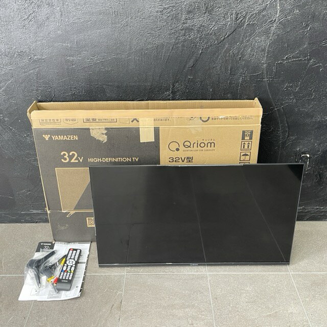 ★27日1時より！！お買い物マラソン期間中限定 ポイント10倍★展示品 山善 キュリオム 32V型 ハイビジョン液晶テレビ 【中古】動作保証 YAMAZEN Qriom QRTN-32W2K 2025年製 013028 / 23389