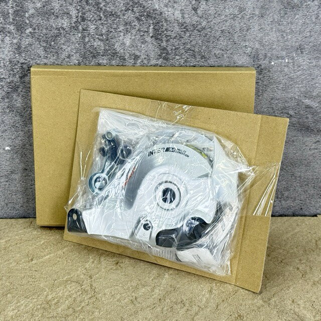 商品詳細 型番: BR-C3000R こちらの商品は在庫がございます。箱の状態やシリアル番号等画像と異なる場合がございますので予めご了承下さい。 商品は写真にあるもので全てです。 必ず写真で確認お願い致します。他にもたくさん出品しています。 状態 状態ランク SSS　新品未開封 状態ランク表 SSS　新品未開封 SS　未使用品 S　展示品 A　使用感が全くなく綺麗 B　目立ったキズや汚れ無し C　少しキズ、汚れがある D　キズや汚れがある E　目立ったキズ、汚れがある F　目立ったキズ、汚れが多くある G　破損個所がある H　破損個所が多くある 状態チェック担当者のコメント 箱は開く状態ですが、商品は新品未開封となります。 支払詳細 ページ下部にてご確認ください。 発送詳細 日本郵便レターパックプラス（送料無料）にて埼玉県より発送いたします。 ※日時指定はできません。 注意事項 ※タイトルの末尾は管理番号となります。※ジャンク品の商品は、故障や破損、欠品、動作未確認、 正常な動作のお約束ができない等、様々な理由にてジャンク品として販売をさせて頂いております。その為、商品の返品・返金・交換等の 対応は出来ません。修理、パーツ取りなどを想定しお買い求め下さい。 ※保証について動作保証と記載のある商品については、商品に不具合が生じた場合、商品到着後8日以内は返品、返金をお受けいたします。取付や工事が必要なものに関しましては、それに必要な費用は当方では負担致しません。 取付費、工事費は保証対象外となります。当方で販売いたしました商品が明確な原因で重大な事故へと発展いたしました場合にも、商品代金の2倍以上の責任は負いかねます。商品を利用される際には、必ず状態をご確認ください。 ※評価について恐れ入りますが当方から評価はしておりません。評価が必要な場合、受取連絡の際に取引ナビでご連絡下さい。よろしくお願い致します。 誠に勝手ながら各週日曜日が定休日となります。そのためご連絡、発送、手渡し対応等行っておりません。予めご了承の上ご落札をお願い致します。 同梱ご希望の場合は必ずお支払い前にご連絡をお願い致します。※ 新品及び未使用品は商品到着後8日間の動作を保証いたします。