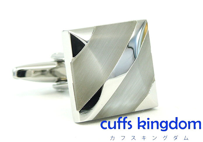 商品材質：銅（装身具真鍮＋電気メッキ） 商品サイズ：16x16mm 重量：約18g 高品質で、長く使って頂けるお品です。また、発送時に一つ一つ検品を行っております。カフスキングダムは リーズナブルな品からオリジナルの品まで幅広いカフスボタンを取り扱う専門店です。 ひとりでも多くのお客様にカフスの楽しさをお伝えできる様日々努めてまいります。 日本国内で検品し保管しておりますので、高品質で早いお届けが可能です。