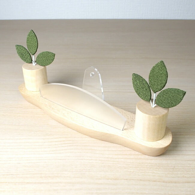 ＼特典あり／神棚 HITOE 三枚葉サカキセット グリーン[壁掛け神棚 賃貸 おふだ立て 壁掛け 壁 お札立て 御札立て 御札 立て 雲 オシャレ モダン お札 お札置き 簡易 置き型 神具 榊 造花 榊立て 小さい] 1-2W