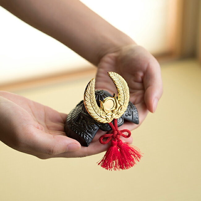 ＼特典あり／銀雅堂 BUSIDOU 徳川家康 ミニ 兜[五月人形 コンパクト おしゃれ 兜飾り 兜飾 端午の節句 飾り 玄関 5月人形 5月人形コンパクト 小さい ミニ ミニサイズ かわいい お祝い 置物 マンション]