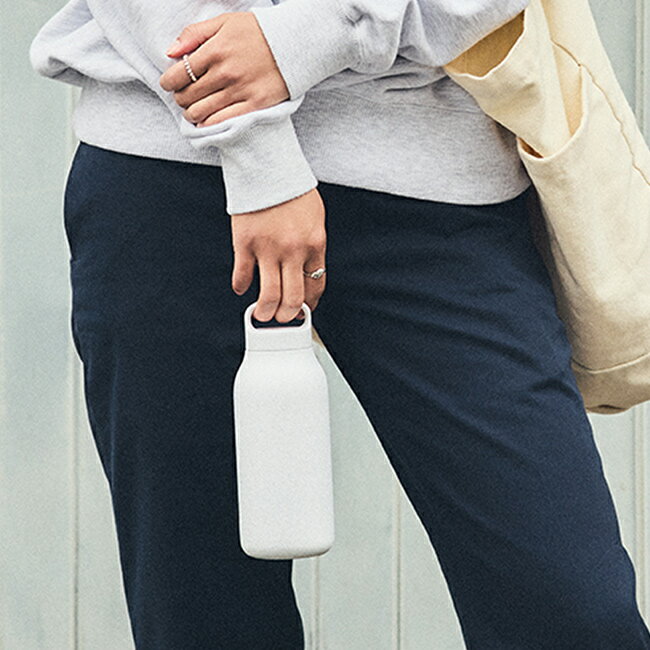 ＼特典あり／KINTO キントー ウォータータンブラー 550ml[マグボトル 取っ手 直飲み 直飲みボトル 直飲み水筒 マイボトル 保冷 保温 炭酸水 持ち歩き ボトル ステンレスボトル おしゃれ 持ち手付き]