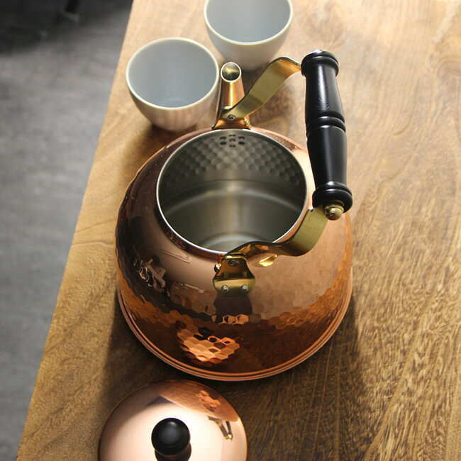 ＼特典あり/新光堂 純銅 IH対応 鎚目 ケト...の紹介画像3