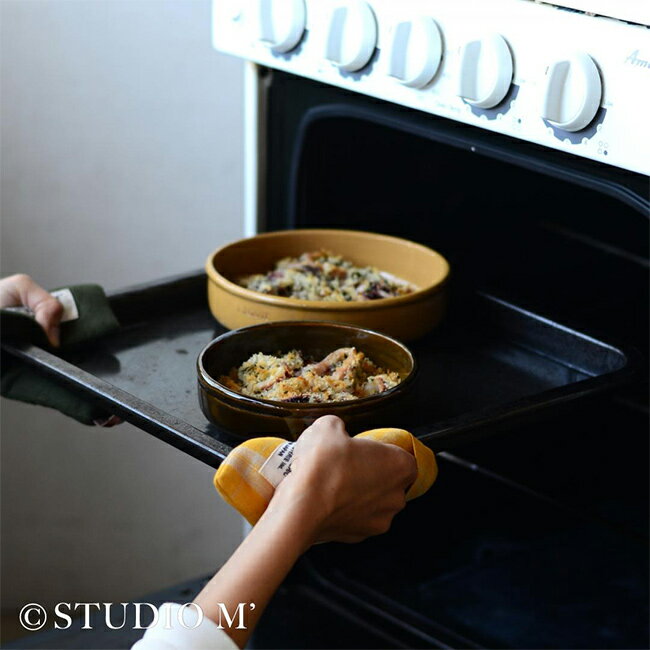Gratin Dishes - ＼特典あり／studio m’ スタジオエム クオート φ150mm[グラタン皿 一人用 15cm おしゃれ かわいい 小ぶり 丸 日本製 陶器 1人用 浅型 丸皿 器 グラタン 皿 耐熱皿 丸型 オーブン対応 電子レンジ対応 食洗機対応 食器 耐熱ボウル 耐熱容器] 1-2W
