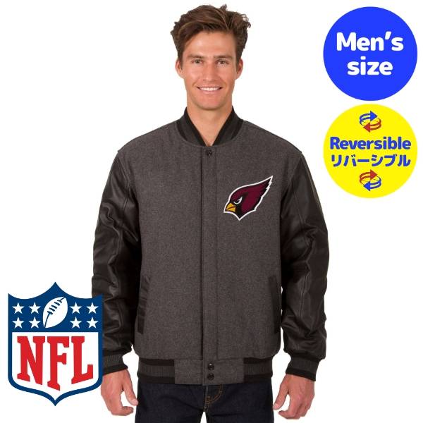 素材Shell：ウール55%・ポリエステル40%・その他5% Lining：ポリエステル100% Sleeve（袖部分）：本革（Genuine Leather）サイズ &nbsp; Height Weight Newborn (NB) ?55&nbsp;(cm) 2.3-3.6&nbsp;(kg) 3 months 55-61 3.6-5.7 6 months 61-67 5.7-7.5 9 months 67-72 7.5-9.3 12 months 72-78 9.3-11.1 18 months 78-83 11.1-12.5 24 months 83-86 12.5-13.6 2T 88-93 13.2-14.1 3T 93-98 14.1-15.4 4T 98-105 15.4-17.2 4 102-108 16.8-17.7 5T 105-111 17.2-19.1 5 108-114 17.7-20.06 114-122 20.0-22.26X 122-128 22.2-25.0 特徴☆アメリカメジャースポーツの公式ブランドよりチームロゴやカラーがスタイリッシュなアウタージャケットが登場しました♪♪☆推しのチームや選手を応援する際の必須アイテム。本場ならではのカラーリングやデザインが最高にCOOLです♪♪★★★適用サイズの目安★★★Sサイズ 着丈約66cm 身幅約57cmMサイズ 着丈約68cm 身幅約60cmLサイズ 着丈約71cm 身幅約62cmXLサイズ 着丈約74cm 身幅約64cm2XLサイズ 着丈約76cm 身幅約66cm★サイズ表記はアメリカサイズです。日本サイズよりワンサイズ大きな仕上がりとなります。（例：アメリカのSサイズで日本のMサイズ相当）★米国メーカー商材には稀に個体差が見られるため参考値としてご参照ください。☆お祝いギフト・プレゼントなどにも喜ばれるお勧めアイテムです♪♪注意画面上と実物では多少色具合が異なって見える場合もございます。ご了承ください。また、この商品は当店自社サイトでも販売しております。在庫数の更新は随時行っておりますが、お買い上げいただいた商品が、品切れになってしまうこともございます。その場合、お客様には必ず連絡をいたしますが、万が一入荷予定がない場合は、キャンセルさせていただく場合もございますことをあらかじめご了承ください。☆アメリカメジャースポーツの公式ブランドよりチームロゴやカラーがスタイリッシュなアウタージャケットが登場しました♪♪☆推しのチームや選手を応援する際の必須アイテム。本場ならではのカラーリングやデザインが最高にCOOLです♪♪ ★★★適用サイズの目安★★★Sサイズ 着丈約66cm 身幅約57cmMサイズ 着丈約68cm 身幅約60cmLサイズ 着丈約71cm 身幅約62cmXLサイズ 着丈約74cm 身幅約64cm2XLサイズ 着丈約76cm 身幅約66cm★サイズ表記はアメリカサイズです。日本サイズよりワンサイズ大きな仕上がりとなります。（例：アメリカのSサイズで日本のMサイズ相当）★米国メーカー商材には稀に個体差が見られるため参考値としてご参照ください。 ☆お祝いギフト・プレゼントなどにも喜ばれるお勧めアイテムです♪♪