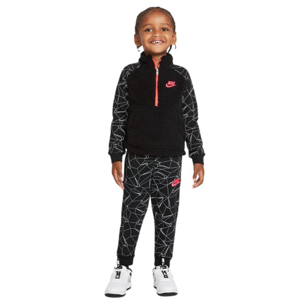 【送料無料+最大6％割引クーポン】 ナイキ Nike Hoodie and Pants Set（Black） 男の用ジャージ上下2点セット 女の用セットアップ 子供用ジャージセット ユニセックス 男女兼用 スウェットパンツ ジョガー