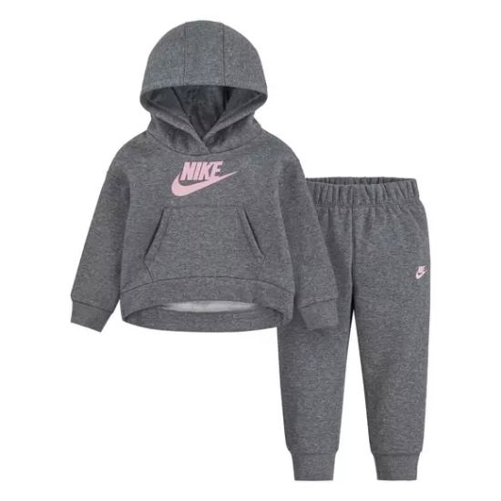 【送料無料+最大6％割引クーポン】 nike ナイキ 女の子用HBR Club ジャージ 上下2点セット（Carbon Heather） 子供用スウェットパンツ パーカー セットアップ 出産祝い プレゼント