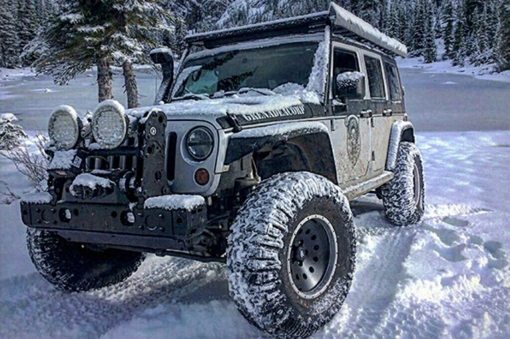 ��INTERCO TIRE (���󥿡���������) ��������͢��������Ź�ۥ�����5��SUPER SWAMPER (�����ѡ������ѡ�) TrXuS M/T - Radial (�ȥ饯���� �饸����)35x12.5R22LT �֥�å��쥿�� �饸����