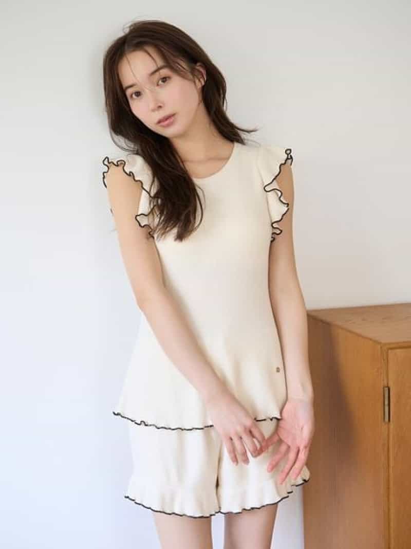 【SALE／30%OFF】フリルニットセットアップ SNIDEL HOME スナイデルホーム ワンピース・ドレス その他のワンピース・ドレス ホワイト グリーン ブラウン【RBA_E】【送料無料】[Rakuten Fashion]のサムネイル