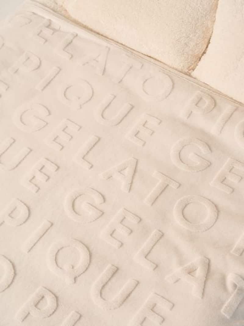 【Sleep】カービングロゴ柄 毛布 gelato pique Sleep ジェラートピケ インテリア・生活雑貨 その他のインテリア・生活雑貨【送料無料】[Rakuten Fashion]のサムネイル