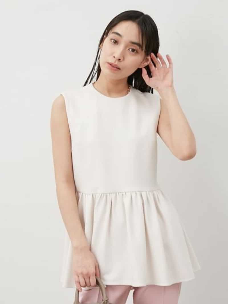 後あきテールヘムペプラムカットソーブラウス Mila Owen ミラオーウェン トップス シャツ・ブラウス ブ..