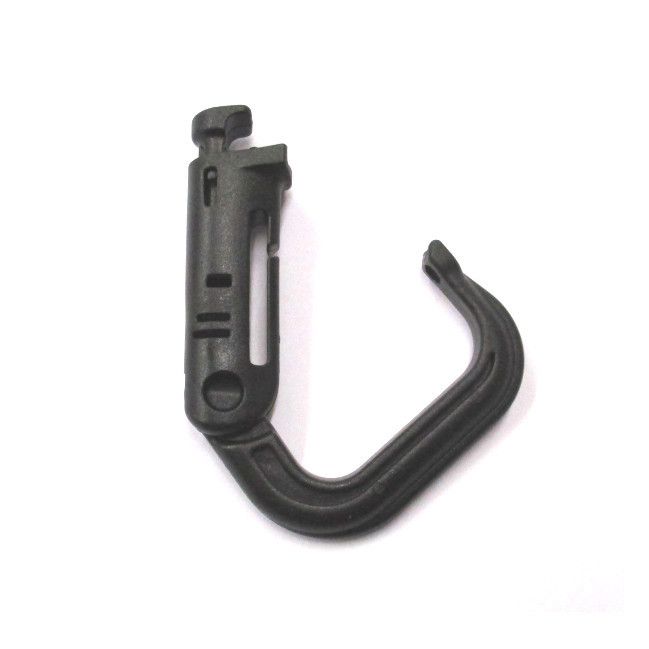 良品家電のGrimloc Carabiner (カラビナ) BLACK モールシステムに対応 汎用カラビナ グリムロック｜アングル2
