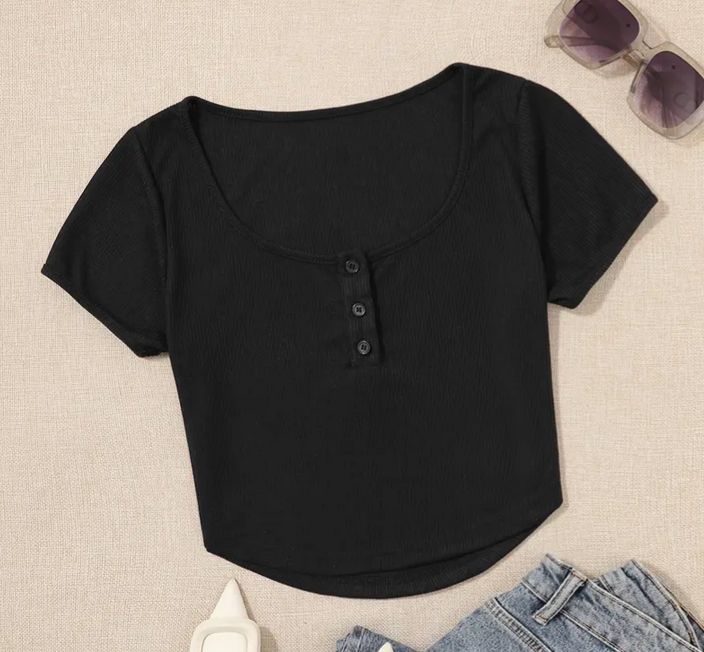 Rakuten - ソリッドクルーネックTシャツ ブラック カジュアル半袖 クロップトップ 春夏用 婦人服