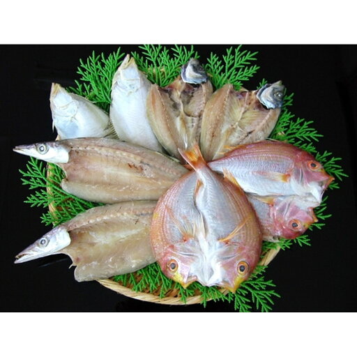 島根 岡富商店 とれたて干物セット 4種入 一夜干し 干物 おかず お惣菜 魚介 海鮮 5尾 島根 岡富商店 とれたて干物セット 4種入 一夜干し 干物 おかず お惣菜 魚介 海鮮 5尾