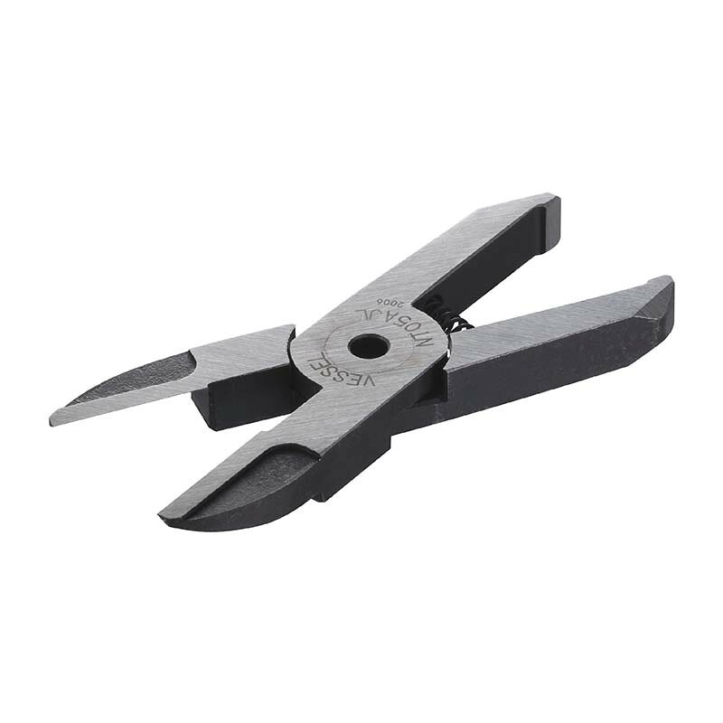 ※こちらの商品はブレードのみとなります。本体は別売となります。 刃先が傾いていない直立ブレードのロングタイプ。 ニッパーとワークのゲートカット部との間に距離がある場合に有効。 品　番：NT05AJL サイズ：a：36mm　b：7mm　c：5mm　d：17.5mm　e：7mm　L：72mm　 重　量：39g 材　質：特殊合金鋼 適応機種：GT-NT05 切断能力：軟質樹脂：Φ2mm　硬質樹脂：Φ1.3mm 入　数：1台 エアーニッパー、ニッパー、ブレード、刃、樹脂用類似商品はこちらブレードのみ エアーニッパー ブレード 樹脂用11,200円ブレードのみ エアーニッパー ブレード 樹脂用9,850円ブレードのみ エアーニッパー ブレード 樹脂用10,600円ブレードのみ エアーニッパー ブレード 樹脂用13,580円ブレードのみ エアーニッパー ブレード 樹脂用11,400円ブレードのみ エアーニッパー ブレード 樹脂用10,600円ブレードのみ エアーニッパー ブレード 樹脂用13,820円ブレードのみ エアーニッパー ブレード 樹脂用11,780円ブレードのみ エアーニッパー ブレード 樹脂用11,070円新着商品はこちら2026/9/11ホルダー 熊撃退スプレー専用ホルスター 熊一目3,370円2026/9/11ホルダー 熊撃退スプレー専用ホルスター カウン3,370円2026/9/11ホルダー 熊撃退スプレー専用ホルスター カウン25,030円再販商品はこちら2026/9/10スノーシュー アルミ スノーシュー L-58 11,570円2026/9/10スノーシュー アルミ スノーシュー M-53 10,590円2026/9/10アクリルプレートKR コバルト 50x105m960円2026/09/11 更新カット残りを出さない、高精度ゲートカット！