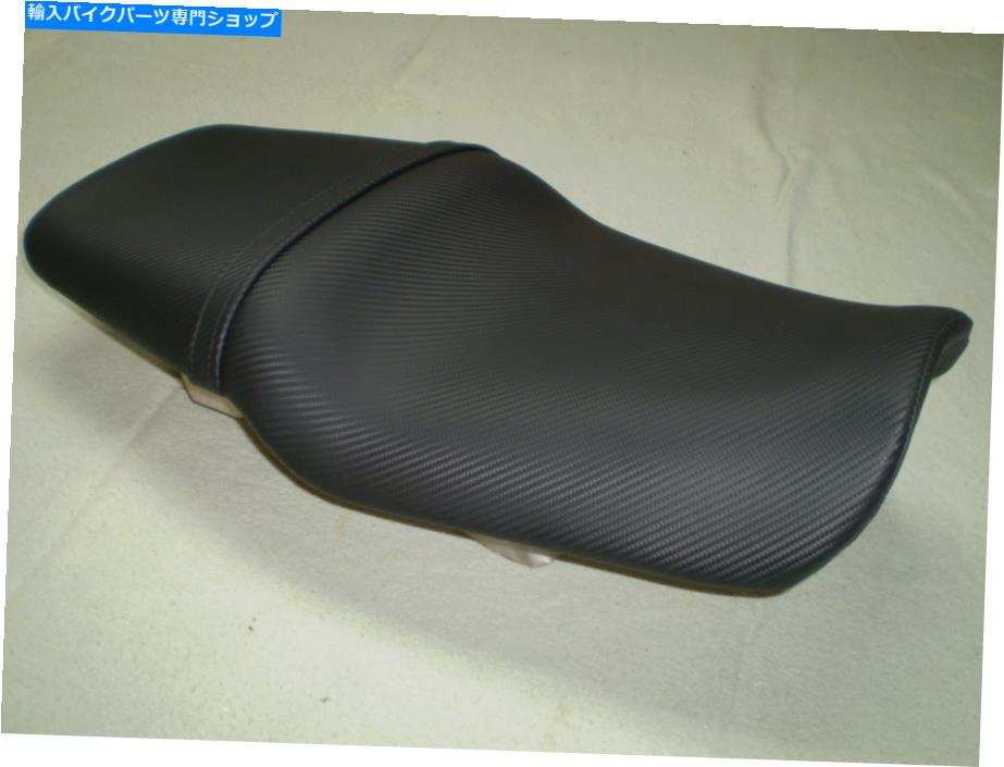 1991-96 Honda CBR600 CBR 600 F2 / F3 "CARBON FIBER" SEAT COVER L@@Kカテゴリシート状態新品メーカー車種発送詳細全国一律 送料無料（※北海道、沖縄、離島は省く）商品詳細輸入商品の為、英語表記となります。Condition: NewSurface Finish: vinyl, upholsteryBrand: Northwest Classic Seat CoversManufacturer Part Number: 0001Warranty: YesPart Type: replacement seat coverUPC: Does not apply 条件：新品表面仕上げ：ビニール、室内装飾品ブランド：ノースウエストクラシックシートカバー製造元品番：0001保証：はい部品タイプ：交換用シートカバーUPC：適用しません《ご注文前にご確認ください》■海外輸入品の為、NC・NRでお願い致します。■取り付け説明書は基本的に付属しておりません。お取付に関しましては専門の業者様とご相談お願いいたします。■通常2〜4週間でのお届けを予定をしておりますが、天候、通関、国際事情により輸送便の遅延が発生する可能性や、仕入・輸送費高騰や通関診査追加等による価格のご相談の可能性もございますことご了承いただいております。■海外メーカーの注文状況次第では在庫切れの場合もございます。その場合は弊社都合にてキャンセルとなります。■配送遅延、商品違い等によってお客様に追加料金が発生した場合や取付け時に必要な加工費や追加部品等の、商品代金以外の弊社へのご請求には一切応じかねます。■弊社は海外パーツの輸入販売業のため、製品のお取り付けや加工についてのサポートは行っておりません。専門店様と解決をお願いしております。■大型商品に関しましては、配送会社の規定により個人宅への配送が困難な場合がございます。その場合は、会社や倉庫、最寄りの営業所での受け取りをお願いする場合がございます。■輸入消費税が追加課税される場合もございます。その場合はお客様側で輸入業者へ輸入消費税のお支払いのご負担をお願いする場合がございます。■商品説明文中に英語にて”保証”関する記載があっても適応はされませんのでご了承ください。■海外倉庫から到着した製品を、再度国内で検品を行い、日本郵便または佐川急便にて発送となります。■初期不良の場合は商品到着後7日以内にご連絡下さいませ。■輸入商品のためイメージ違いやご注文間違い当のお客様都合ご返品はお断りをさせていただいておりますが、弊社条件を満たしている場合はご購入金額の30％の手数料を頂いた場合に限りご返品をお受けできる場合もございます。(ご注文と同時に商品のお取り寄せが開始するため)（30％の内訳は、海外返送費用・関税・消費全負担分となります）■USパーツの輸入代行も行っておりますので、ショップに掲載されていない商品でもお探しする事が可能です。お気軽にお問い合わせ下さいませ。[輸入お取り寄せ品においてのご返品制度・保証制度等、弊社販売条件ページに詳細の記載がございますのでご覧くださいませ]&nbsp;