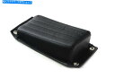 Rear Seat Pillion Tuck and Roll Pad fits Harley-Davidsonカテゴリシート状態新品メーカー車種発送詳細全国一律 送料無料（※北海道、沖縄、離島は省く）商品詳細輸入商品の為、英語表記となります。Condition: NewBrand: V-Twin ManufacturingManufacturer Part Number: 47-0914UPC: Does not applyEAN: Does not apply 条件：新品ブランド：V-Twin Manufacturesメーカー部品番号：47-0914UPC：適用しませんEAN：適用しません《ご注文前にご確認ください》■海外輸入品の為、NC・NRでお願い致します。■取り付け説明書は基本的に付属しておりません。お取付に関しましては専門の業者様とご相談お願いいたします。■通常2〜4週間でのお届けを予定をしておりますが、天候、通関、国際事情により輸送便の遅延が発生する可能性や、仕入・輸送費高騰や通関診査追加等による価格のご相談の可能性もございますことご了承いただいております。■海外メーカーの注文状況次第では在庫切れの場合もございます。その場合は弊社都合にてキャンセルとなります。■配送遅延、商品違い等によってお客様に追加料金が発生した場合や取付け時に必要な加工費や追加部品等の、商品代金以外の弊社へのご請求には一切応じかねます。■弊社は海外パーツの輸入販売業のため、製品のお取り付けや加工についてのサポートは行っておりません。専門店様と解決をお願いしております。■大型商品に関しましては、配送会社の規定により個人宅への配送が困難な場合がございます。その場合は、会社や倉庫、最寄りの営業所での受け取りをお願いする場合がございます。■輸入消費税が追加課税される場合もございます。その場合はお客様側で輸入業者へ輸入消費税のお支払いのご負担をお願いする場合がございます。■商品説明文中に英語にて”保証”関する記載があっても適応はされませんのでご了承ください。■海外倉庫から到着した製品を、再度国内で検品を行い、日本郵便または佐川急便にて発送となります。■初期不良の場合は商品到着後7日以内にご連絡下さいませ。■輸入商品のためイメージ違いやご注文間違い当のお客様都合ご返品はお断りをさせていただいておりますが、弊社条件を満たしている場合はご購入金額の30％の手数料を頂いた場合に限りご返品をお受けできる場合もございます。(ご注文と同時に商品のお取り寄せが開始するため)（30％の内訳は、海外返送費用・関税・消費全負担分となります）■USパーツの輸入代行も行っておりますので、ショップに掲載されていない商品でもお探しする事が可能です。お気軽にお問い合わせ下さいませ。[輸入お取り寄せ品においてのご返品制度・保証制度等、弊社販売条件ページに詳細の記載がございますのでご覧くださいませ]&nbsp;