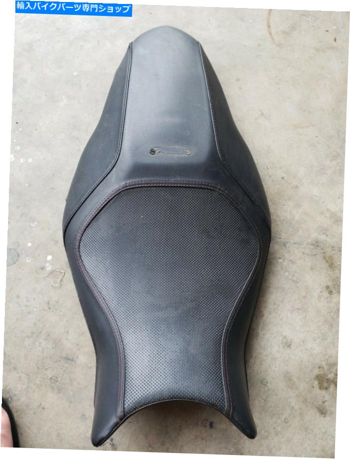 シート 17 DUCATI LOWNED SEAT - MONSTER 1200 2017 1200R. 17 Ducati Lowered Seat - Monster 1200 2017 1200R