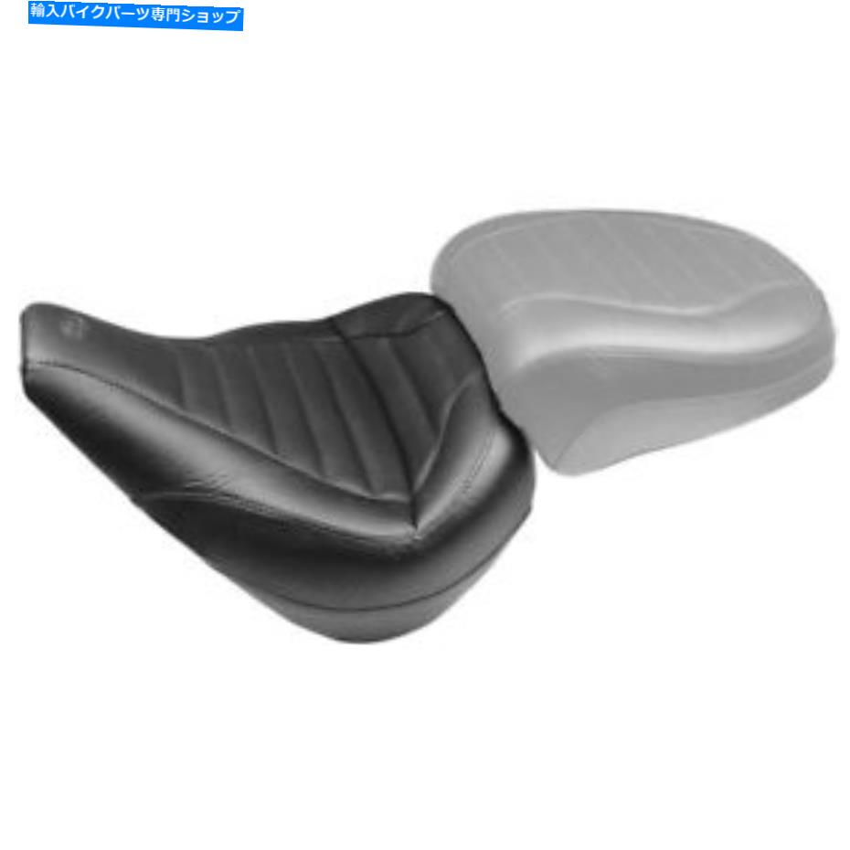 シート マスタングタックNロールドライバーソロシート2018-19ハーレーソフトブレイクアウトFXBR Mustang Tuck N Roll Driver Solo Seat for 2018-19 Harley Softail Breakout FXBR