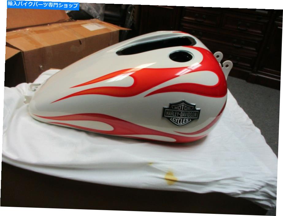  ϡ졼ӥåɥOEM DYNAǳ󥯥åW /֤2014-15 61039-14DTC Harley Davidson OEM DYNA Fuel Tank Morocco Gold W/Red Flames 2014-15 61039-14DTC