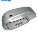 Norton Manx Featherbed Triton Wideline 5 Gallon Fuel Tank Silver Painted ECsカテゴリタンク状態新品メーカー車種発送詳細全国一律 送料無料（※北海道、沖縄、離島は省く）商品詳細輸入商品の為、英語表記となります。Condition: NewSuitable For: NORTONBrand: AEsparesCountry/Region of Manufacture: IndiaWarranty: 60 DayMaterial: Metal SteelColor: SilverManufacturer Part Number: NAUPC: Does Not Apply 条件：新品Norton.ブランド：エスプレス国/製造地域：インド保証：60日材質：金属製スチールカラー：シルバーメーカー部品番号：NA.UPC：適用しません《ご注文前にご確認ください》■海外輸入品の為、NC・NRでお願い致します。■取り付け説明書は基本的に付属しておりません。お取付に関しましては専門の業者様とご相談お願いいたします。■通常2〜4週間でのお届けを予定をしておりますが、天候、通関、国際事情により輸送便の遅延が発生する可能性や、仕入・輸送費高騰や通関診査追加等による価格のご相談の可能性もございますことご了承いただいております。■海外メーカーの注文状況次第では在庫切れの場合もございます。その場合は弊社都合にてキャンセルとなります。■配送遅延、商品違い等によってお客様に追加料金が発生した場合や取付け時に必要な加工費や追加部品等の、商品代金以外の弊社へのご請求には一切応じかねます。■弊社は海外パーツの輸入販売業のため、製品のお取り付けや加工についてのサポートは行っておりません。専門店様と解決をお願いしております。■大型商品に関しましては、配送会社の規定により個人宅への配送が困難な場合がございます。その場合は、会社や倉庫、最寄りの営業所での受け取りをお願いする場合がございます。■輸入消費税が追加課税される場合もございます。その場合はお客様側で輸入業者へ輸入消費税のお支払いのご負担をお願いする場合がございます。■商品説明文中に英語にて”保証”関する記載があっても適応はされませんのでご了承ください。■海外倉庫から到着した製品を、再度国内で検品を行い、日本郵便または佐川急便にて発送となります。■初期不良の場合は商品到着後7日以内にご連絡下さいませ。■輸入商品のためイメージ違いやご注文間違い当のお客様都合ご返品はお断りをさせていただいておりますが、弊社条件を満たしている場合はご購入金額の30％の手数料を頂いた場合に限りご返品をお受けできる場合もございます。(ご注文と同時に商品のお取り寄せが開始するため)（30％の内訳は、海外返送費用・関税・消費全負担分となります）■USパーツの輸入代行も行っておりますので、ショップに掲載されていない商品でもお探しする事が可能です。お気軽にお問い合わせ下さいませ。[輸入お取り寄せ品においてのご返品制度・保証制度等、弊社販売条件ページに詳細の記載がございますのでご覧くださいませ]&nbsp;